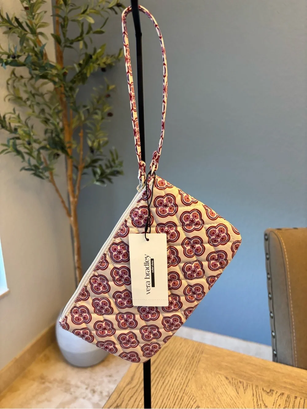 Vera Bradley Essential Wristlet Lavender Geo NWT Quilted Cotton